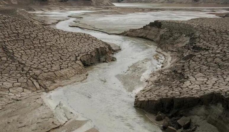 长江断流之谜：传闻、推测与自然的奥秘