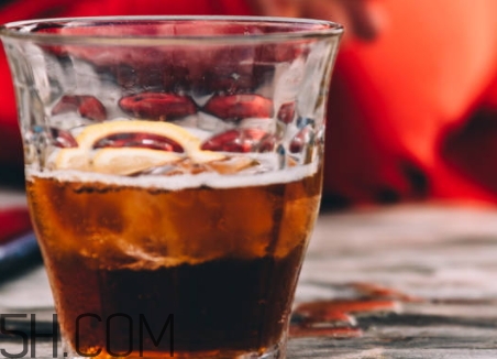 女生说可乐是什么意思？女生说请你喝可乐内涵意思