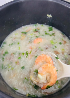 电饭煲熬粥保温一夜第二天还能喝吗？煮粥多长时间为好