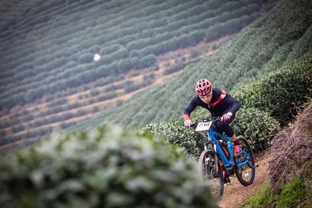 捷安特比赛用的山地车 Cycling山地电动车越野赛杭州龙坞站16