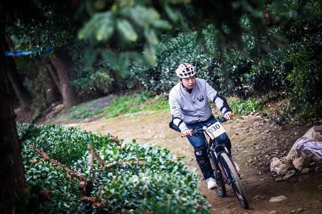 捷安特比赛用的山地车 Cycling山地电动车越野赛杭州龙坞站21