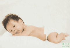 婴儿咳嗽好像有痰是什么原因婴儿喉咙有痰去