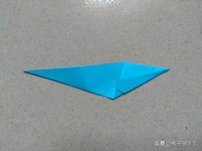 儿童简单折纸不用胶不用剪刀 套在手指上的龙爪子怎么折(10)