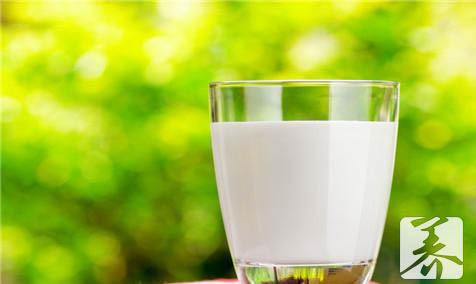 银鹭花生牛奶有营养吗