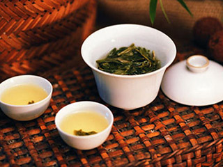 秋季皮肤干燥怎么办？