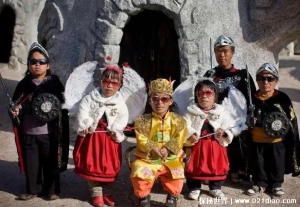  四川很神秘的矮人村 明阳寺村人均身高不到1m(和饮食有关)