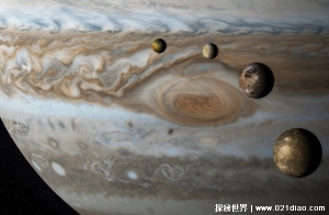  宇宙中被称为小太阳系的行星 木星体积较大(引力比较大)