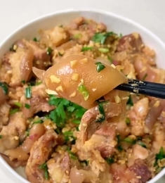 如何制作蚕蛹健身高蛋白食谱