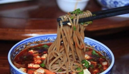 如何制作手工火腿面包卷详细步骤和材料有哪些