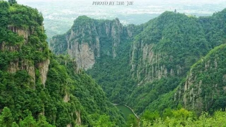 夏天哪里旅游好玩的地方 夏天去哪些地方 玩