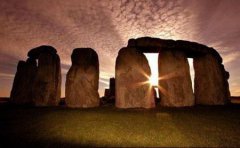 故宫墙上出现魅影成排宫女闪电后再现真相至今成谜