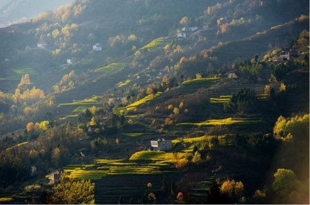 穿越大好河山中国旅游指南：最详细的旅游攻略合集